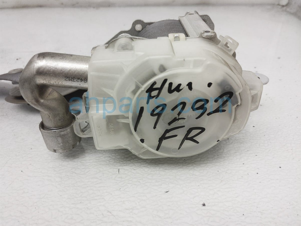 $60 Toyota FR/RH SEAT BELT - GREY $60 Toyota FR/RH SEAT BELT - GREY