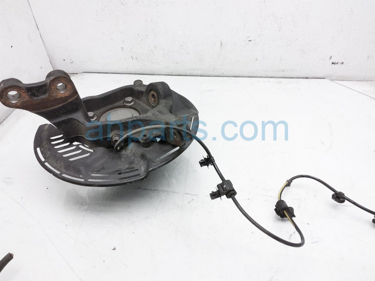 $45 Subaru FR/LH SPINDLE KNUCKLE HUB ASSY $45 Subaru FR/LH SPINDLE KNUCKLE HUB ASSY