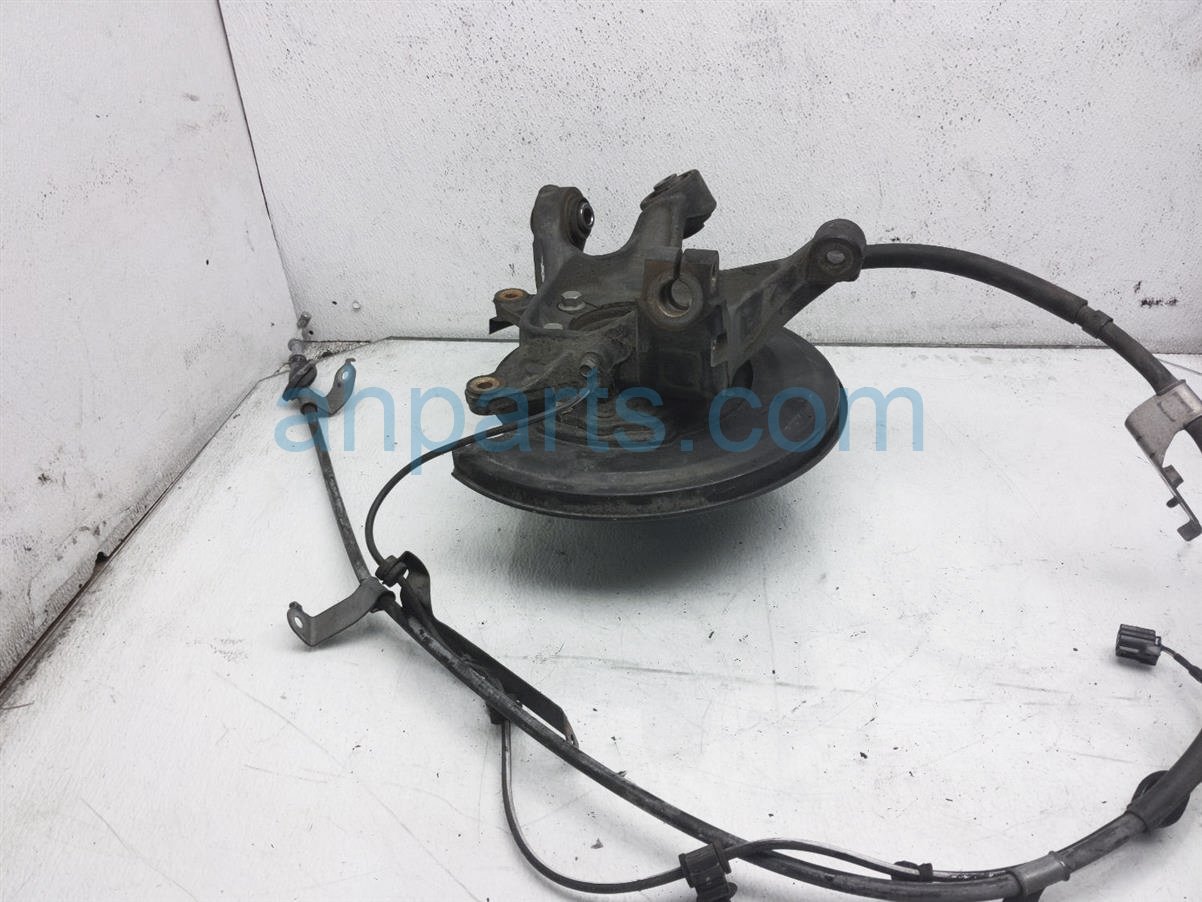 $45 Subaru RR/RH SPINDLE KNUCKLE HUB $45 Subaru RR/RH SPINDLE KNUCKLE HUB