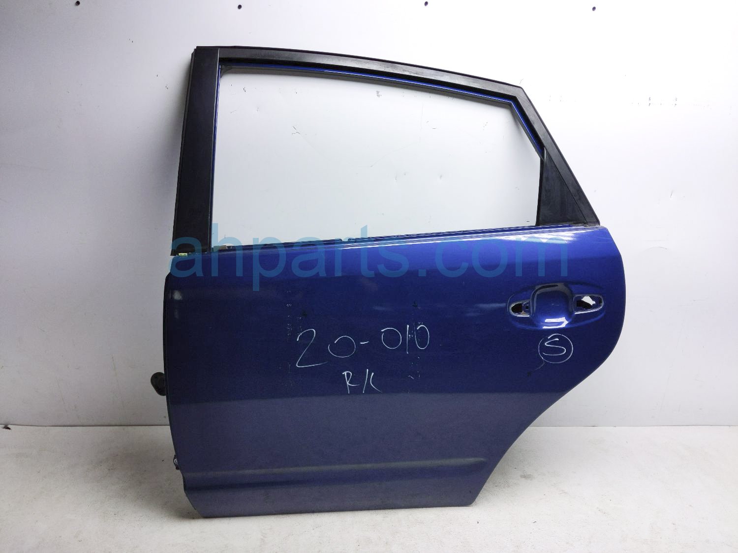 $195 Toyota RR/LH DOOR - BLUE - SHELL ONLY
