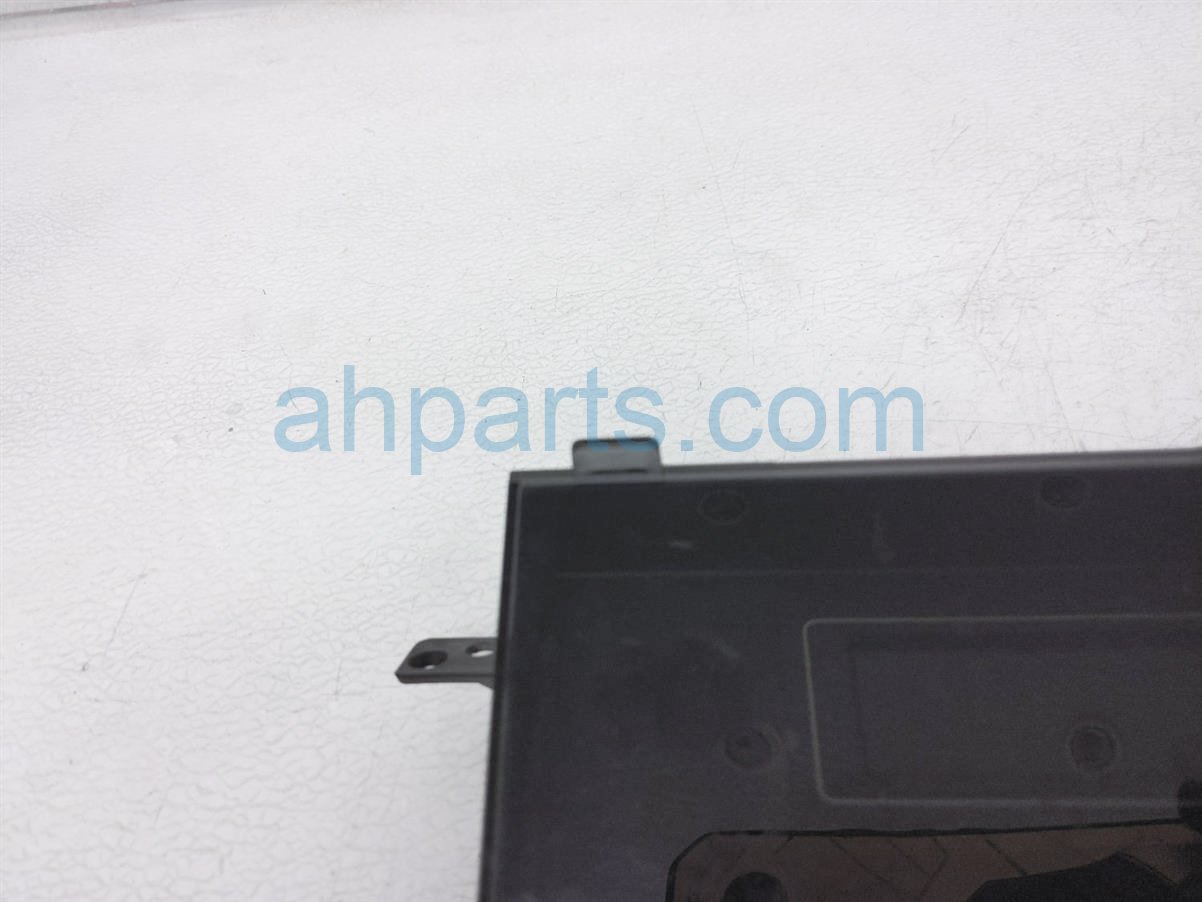 $20 Subaru UPPER DISPLAY SCREEN $20 Subaru UPPER DISPLAY SCREEN
