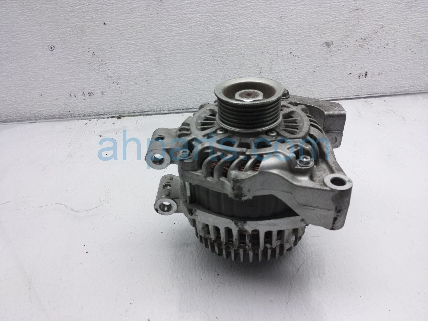$65 Subaru ALTERNATOR / GENERATOR $65 Subaru ALTERNATOR / GENERATOR