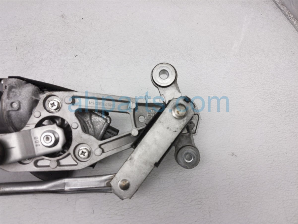 $30 Acura FRONT WIPER MOTOR $30 Acura FRONT WIPER MOTOR