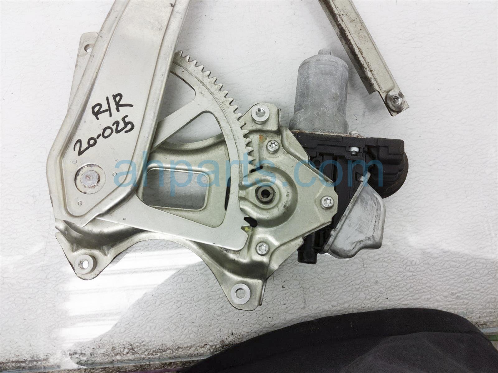 $50 Lexus RR/RH WINDOW REGULATOR & MOTOR $50 Lexus RR/RH WINDOW REGULATOR & MOTOR