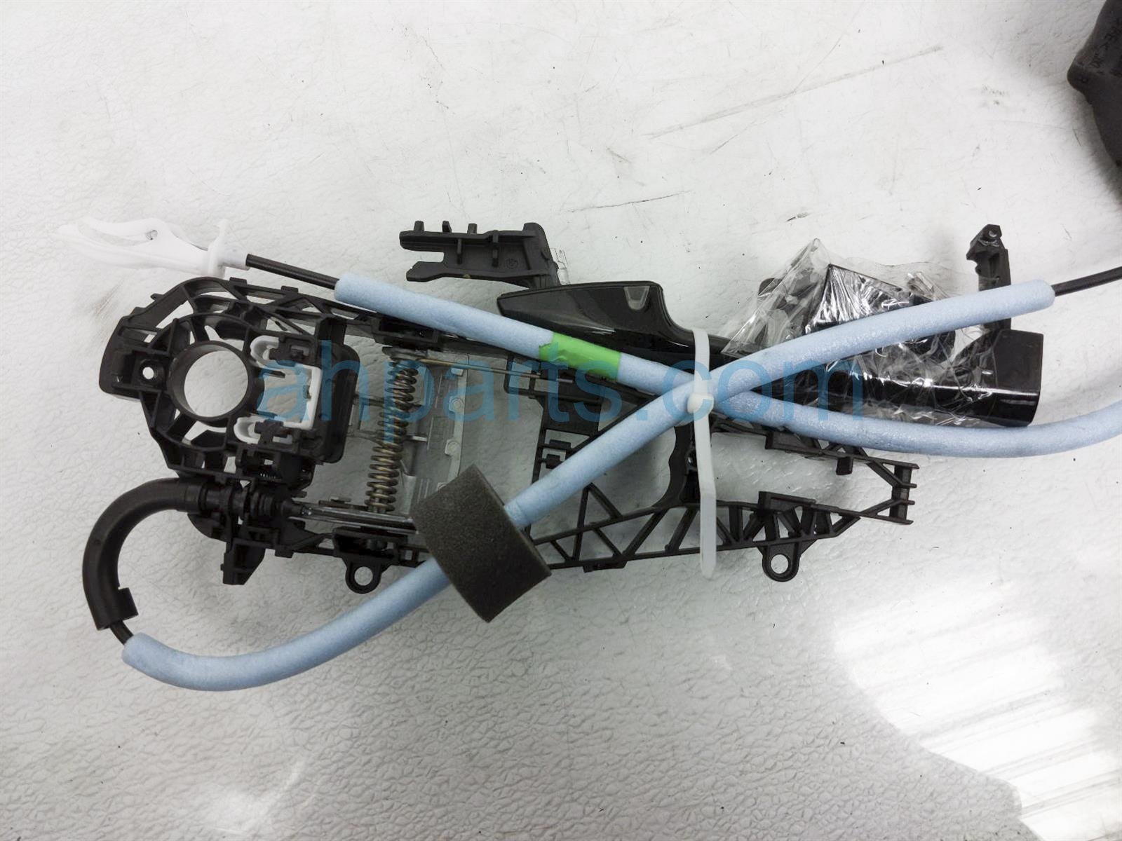 $95 BMW RR/RH DOOR ACTUATOR LOCK $95 BMW RR/RH DOOR ACTUATOR LOCK