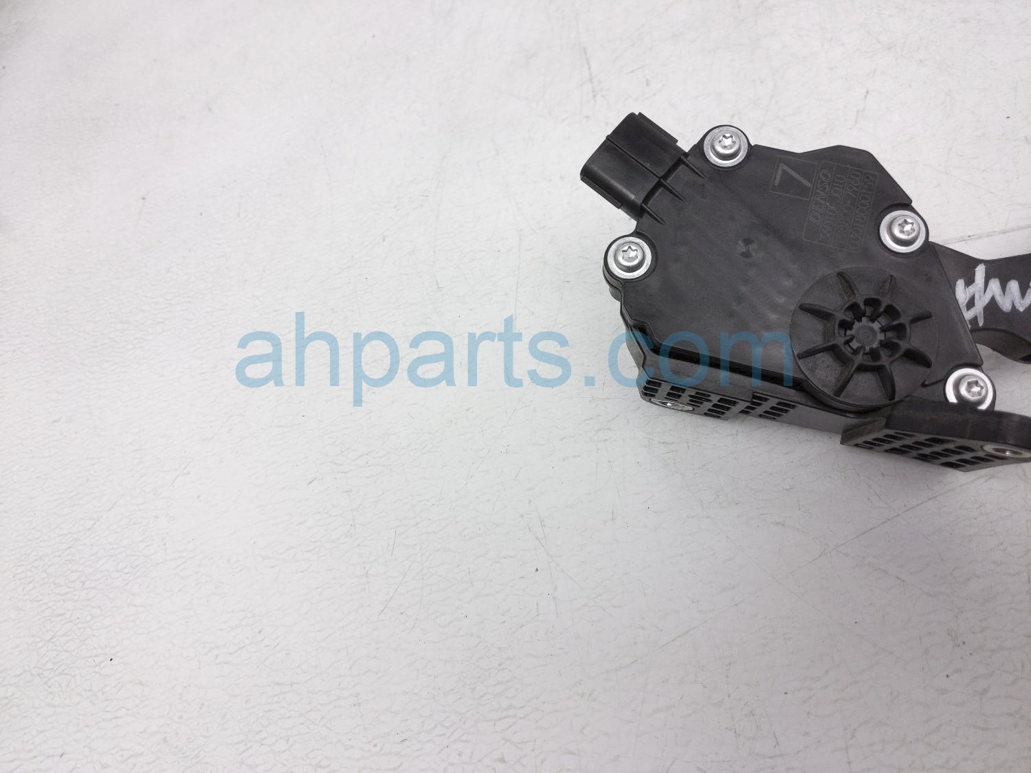 $35 Subaru GAS/ ACCELERATOR PEDAL ASSY $35 Subaru GAS/ ACCELERATOR PEDAL ASSY