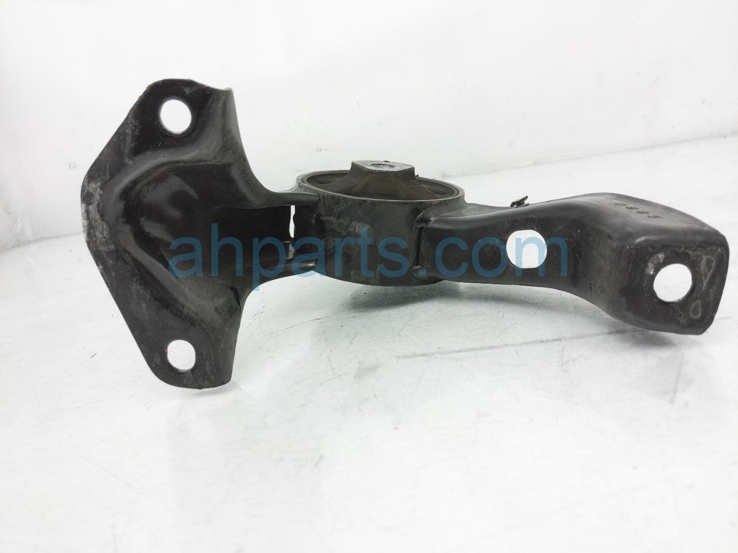 2016 Jeep Patriot Engine/motor Rear Engine Mount 68032586AH
