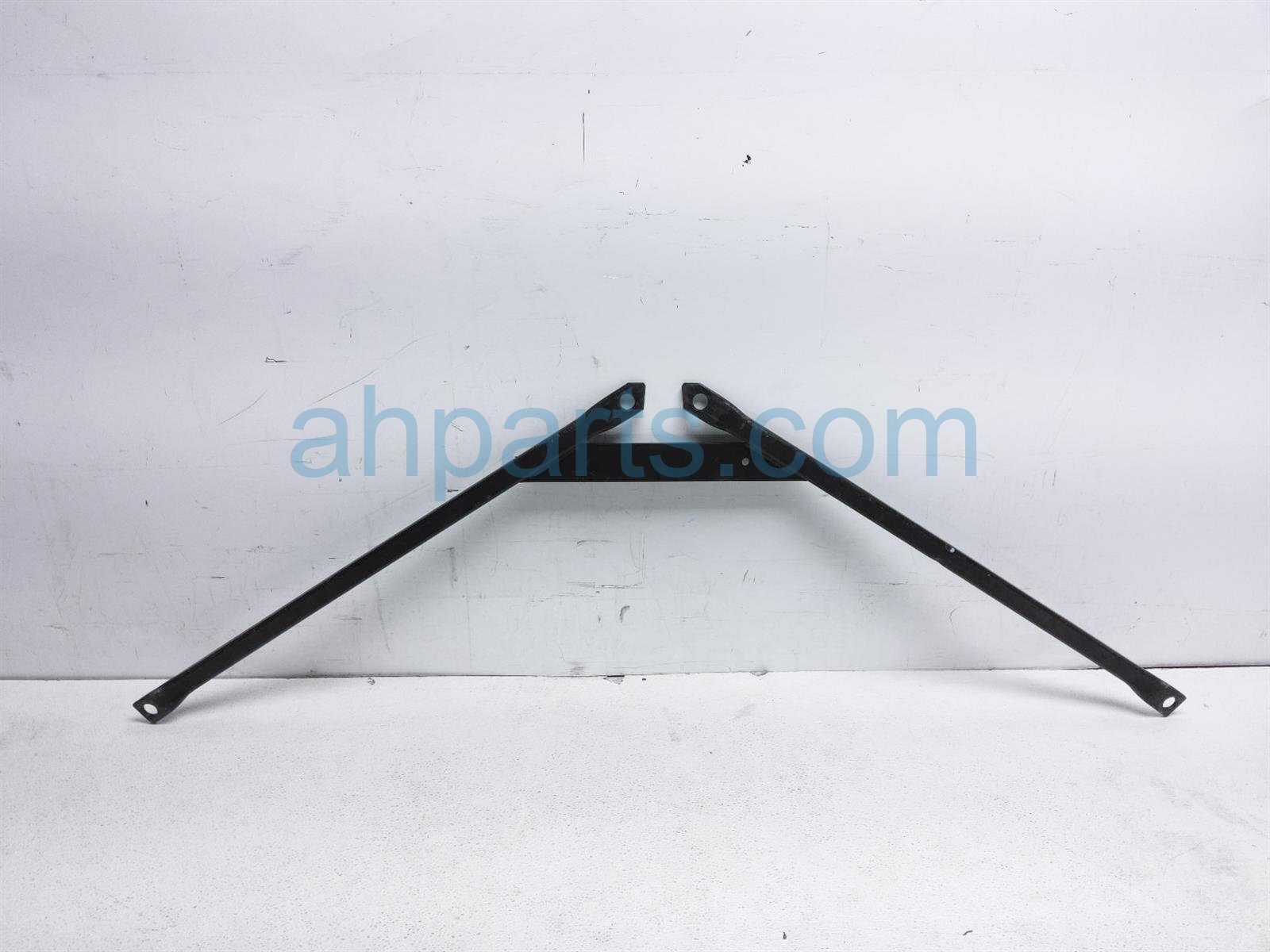 $20 BMW FRONT STRUT SUPPORT BRACE BAR $20 BMW FRONT STRUT SUPPORT BRACE BAR