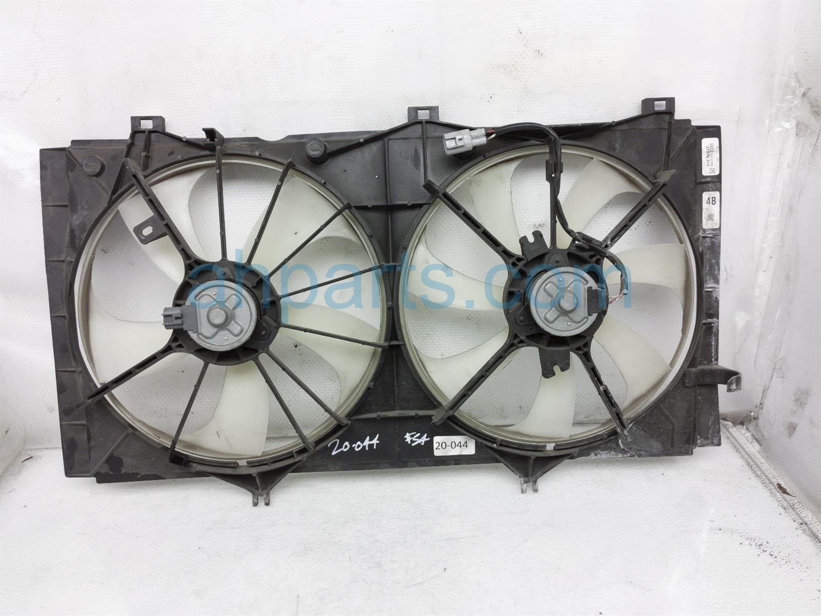 $80 Toyota RADIATOR FAN ASSEMBLY $80 Toyota RADIATOR FAN ASSEMBLY