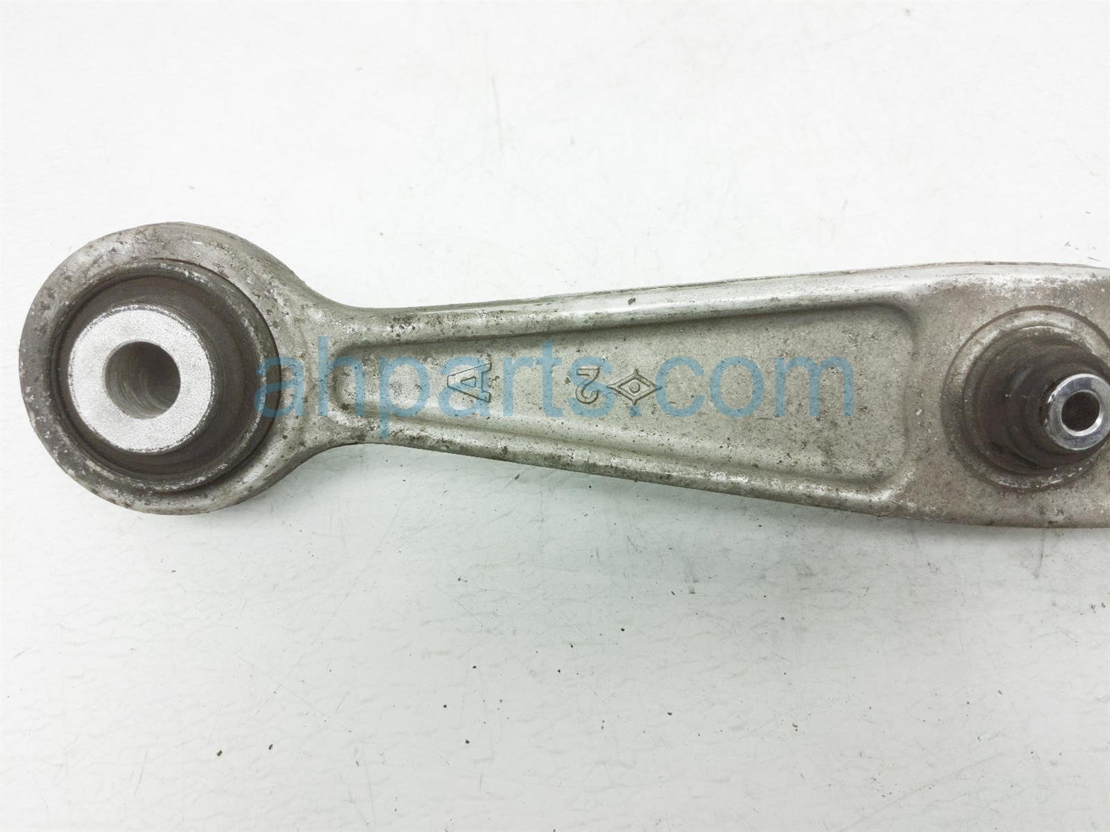 $35 Lexus RR/RH LOWER CONTROL ARM $35 Lexus RR/RH LOWER CONTROL ARM