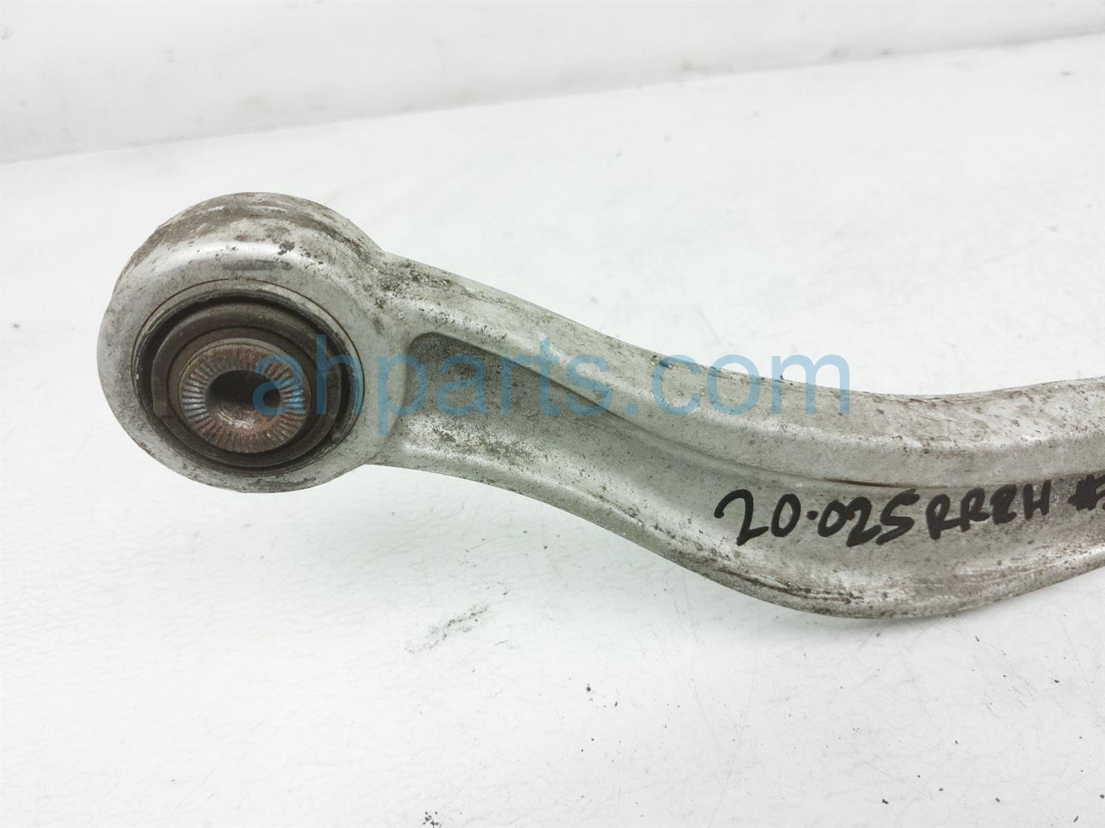 $65 Lexus RR/RH BACK LOWER CONTROL TRACK BAR $65 Lexus RR/RH BACK LOWER CONTROL TRACK BAR