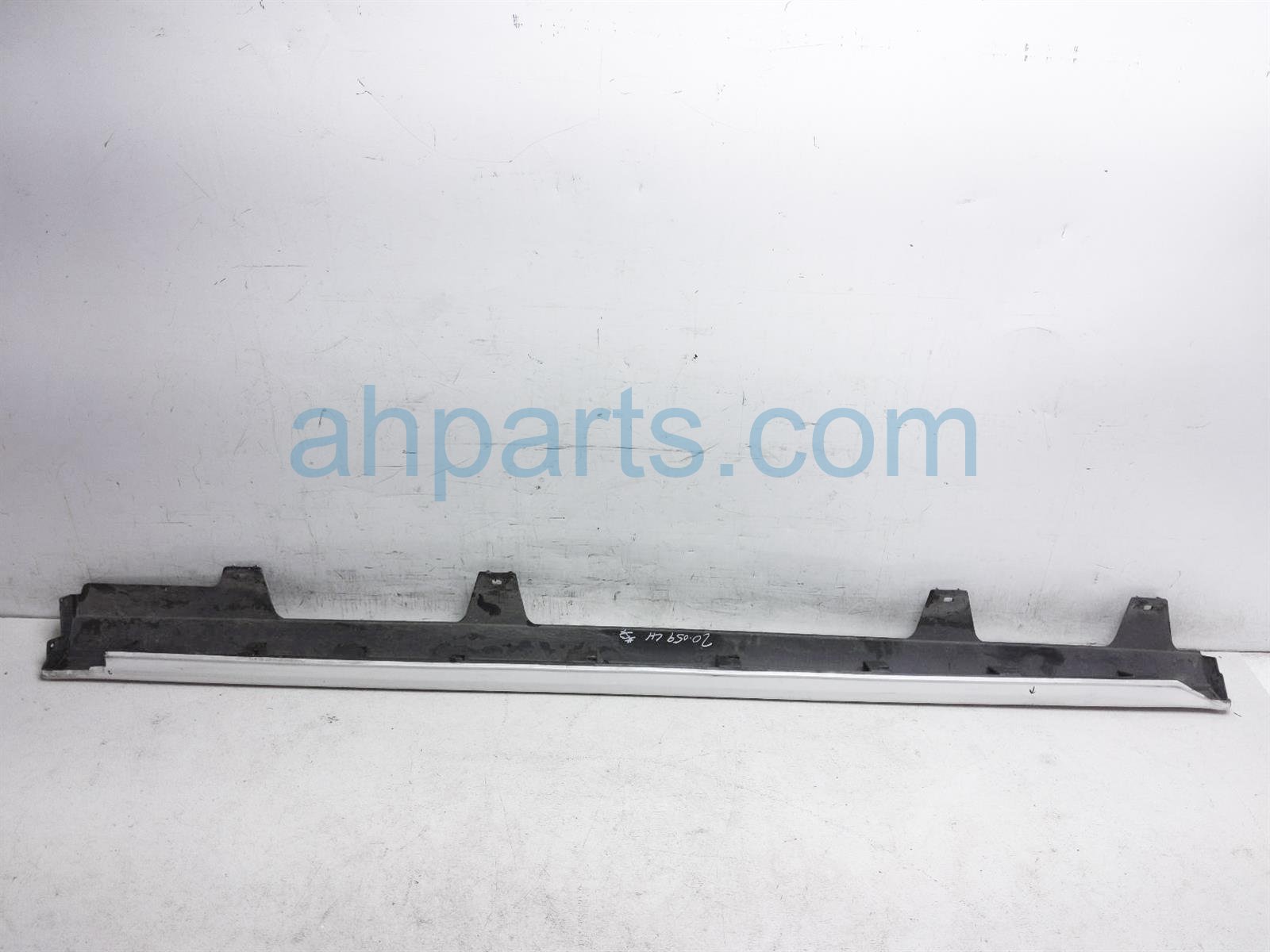 $29 Acura LH SIDE SKIRT / MOLDING - WHITE
