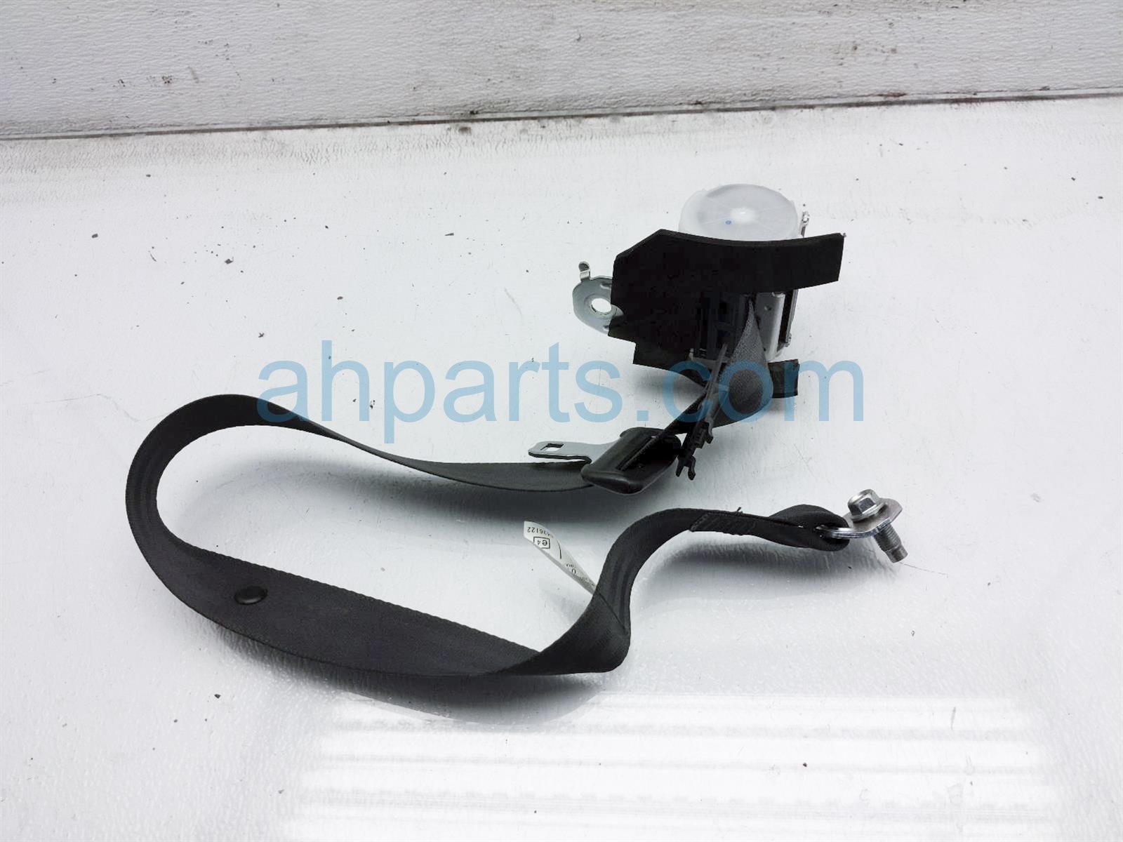 $35 Infiniti 2ND ROW RH SEAT BELT - BLACK $35 Infiniti 2ND ROW RH SEAT BELT - BLACK