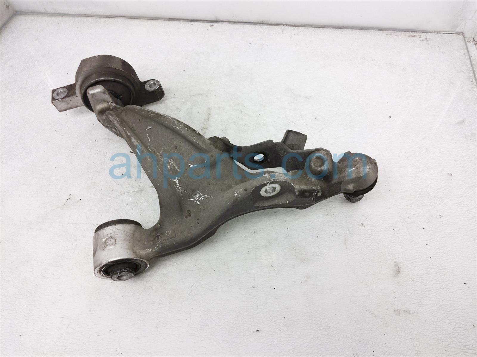 $70 Infiniti FR/LH LOWER CONTROL ARM $70 Infiniti FR/LH LOWER CONTROL ARM
