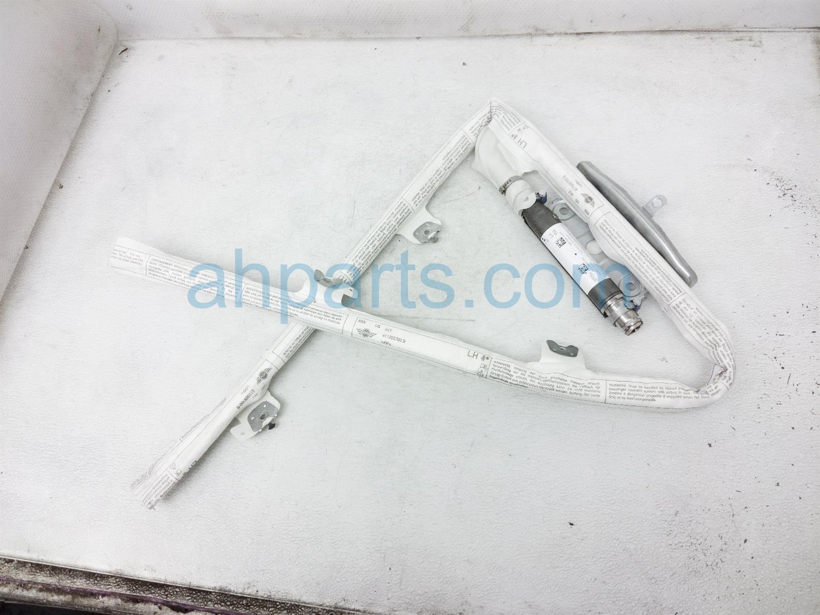 $49 BMW DRIVER ROOF CURTAIN AIRBAG $49 BMW DRIVER ROOF CURTAIN AIRBAG