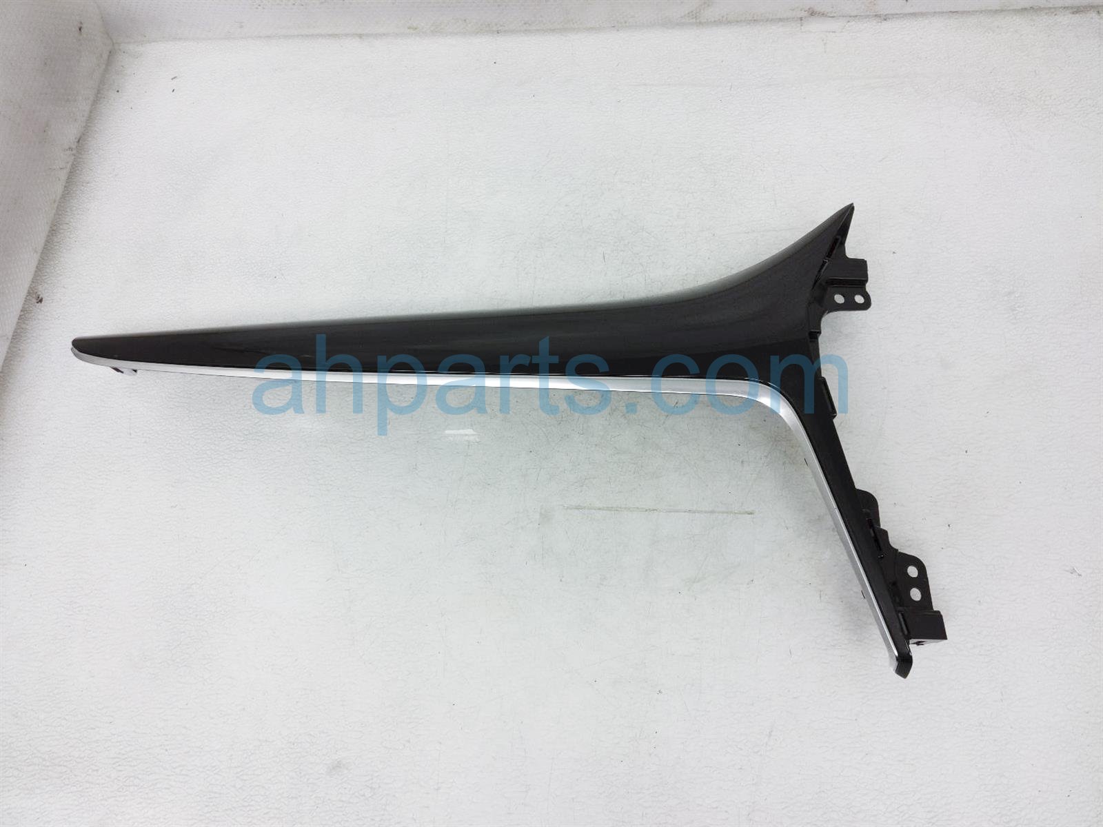 $35 Toyota SUB-ASSY INSTRUMENT BEZEL $35 Toyota SUB-ASSY INSTRUMENT BEZEL