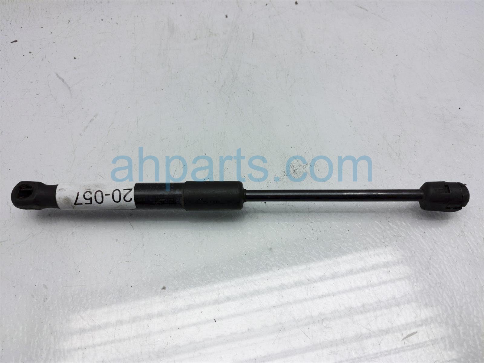 $20 BMW LH HOOD STRUT $20 BMW LH HOOD STRUT