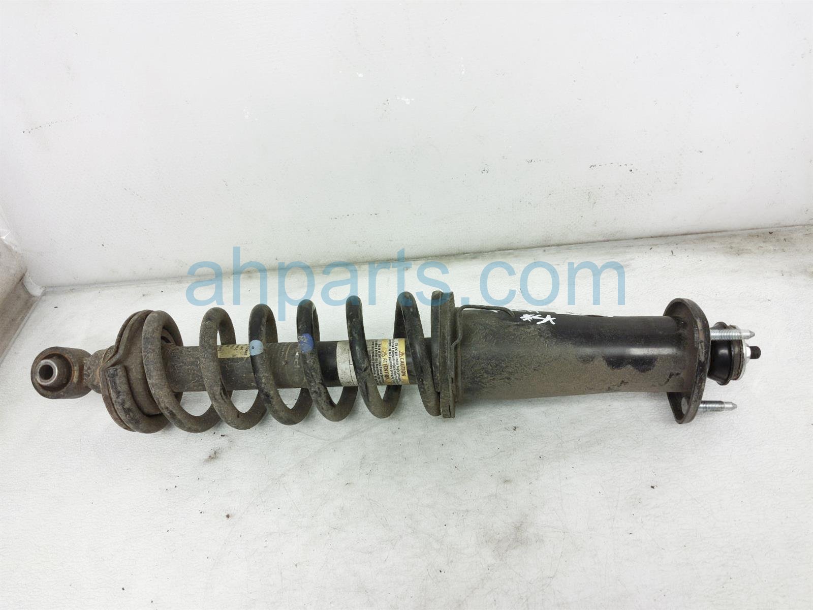 $120 Lexus RR/LH STRUT ASSY $120 Lexus RR/LH STRUT ASSY
