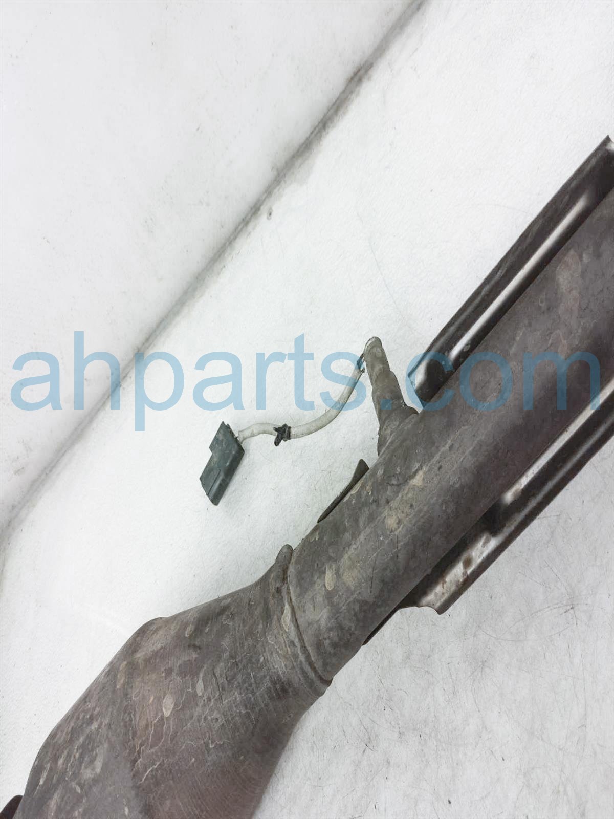 $30 Nissan LH CONVERTER HEATED OXYGEN SENSOR $30 Nissan LH CONVERTER HEATED OXYGEN SENSOR