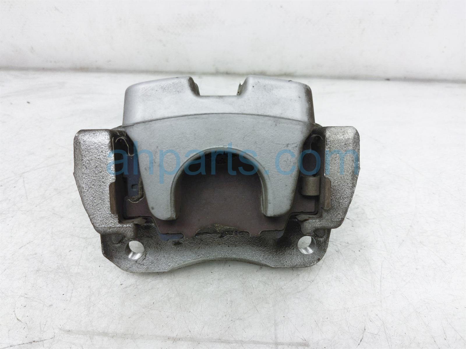 $29 Toyota RR/LH BRAKE CALIPER $29 Toyota RR/LH BRAKE CALIPER