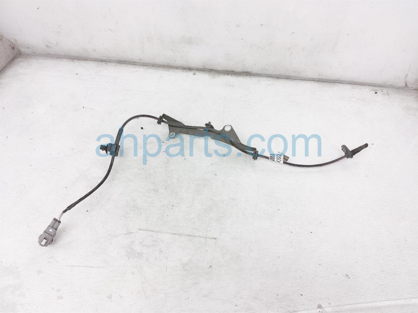 $19 Subaru RR/RH SPEED SENSOR