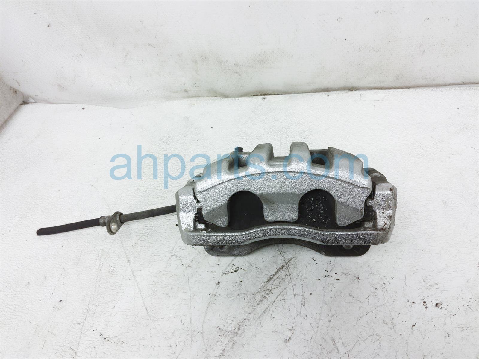 $50 Honda FR/RH BRAKE CALIPER $50 Honda FR/RH BRAKE CALIPER