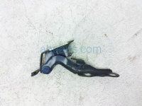 $13 Toyota RH HOOD HINGE BLUE $13 Toyota RH HOOD HINGE BLUE