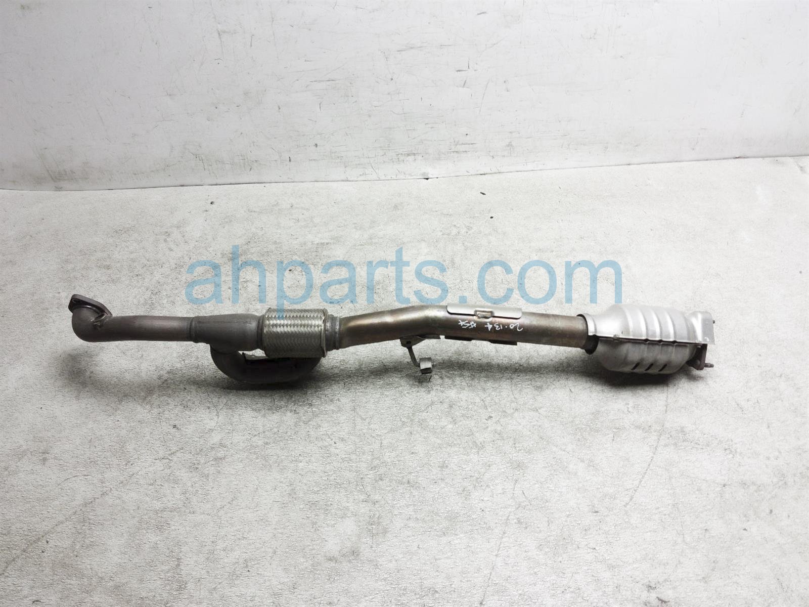 $245 Acura EXHUAST DOWNPIPE WITH CONVERTER