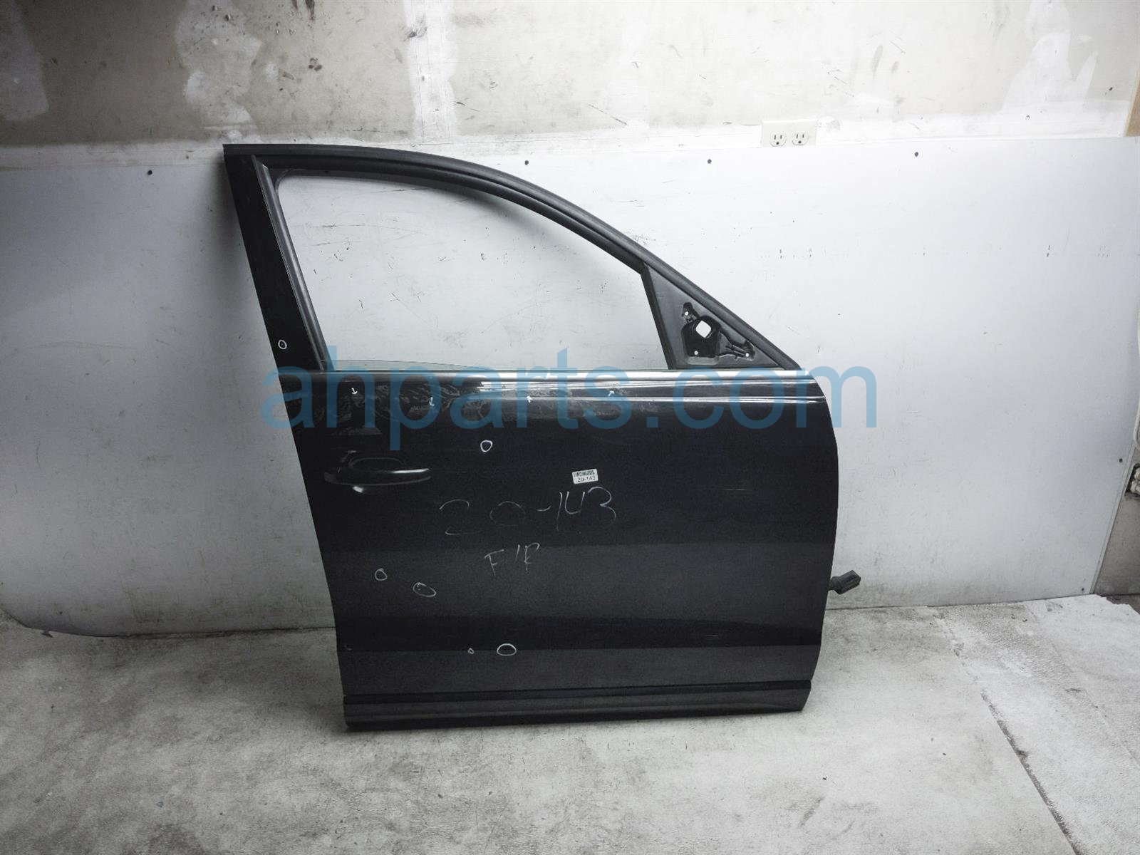 $299 Audi FR/RH DOOR - BLACK - NO MIRROR/TRIM* $299 Audi FR/RH DOOR - BLACK - NO MIRROR/TRIM*