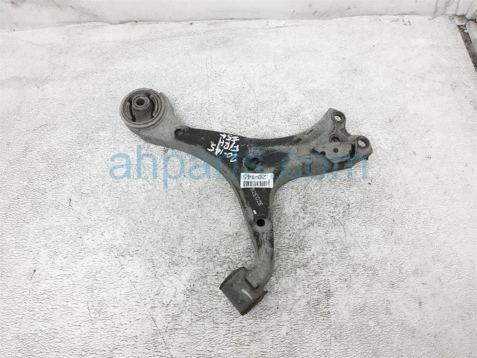 $59 Honda FR/RH LOWER CONTROL ARM $59 Honda FR/RH LOWER CONTROL ARM
