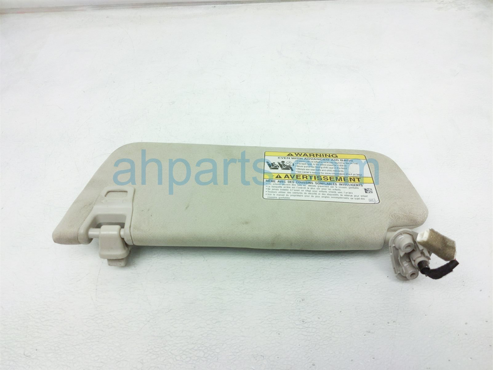 $29 Subaru RH SUN VISOR - BEIGE $29 Subaru RH SUN VISOR - BEIGE