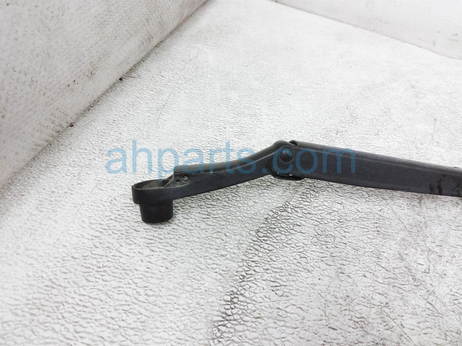 Sold 2017 Buick Encore Passenger Windshield Wiper Arm 95915123