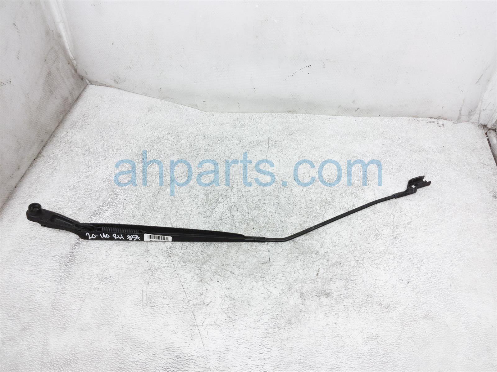 Sold 2017 Buick Encore Passenger Windshield Wiper Arm 95915123