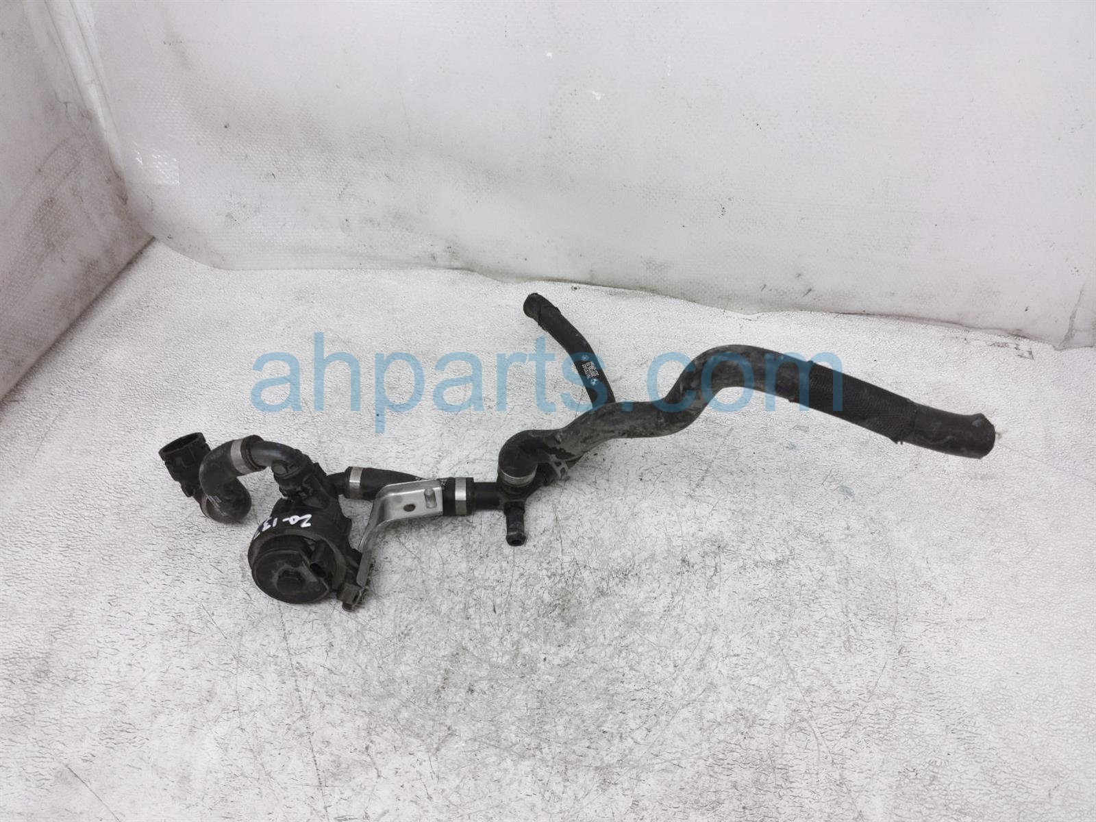 Sold 2019 BMW Mini Cooper Auxiliary Water Pump 860532202