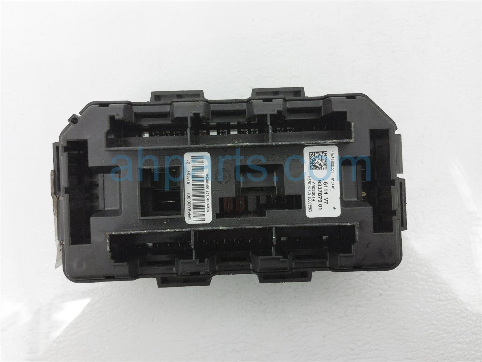 $39 BMW ENGINE ROOM FUSE BOX $39 BMW ENGINE ROOM FUSE BOX