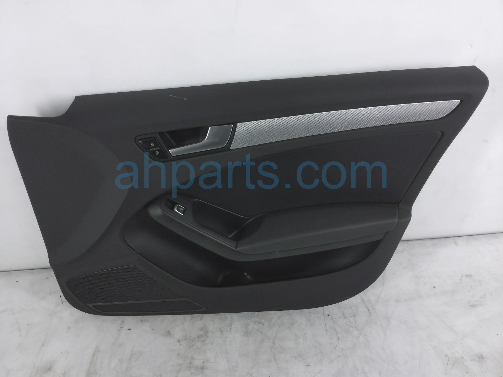 $150 Audi FR/RH INTERIOR DOOR PANEL - BLACK