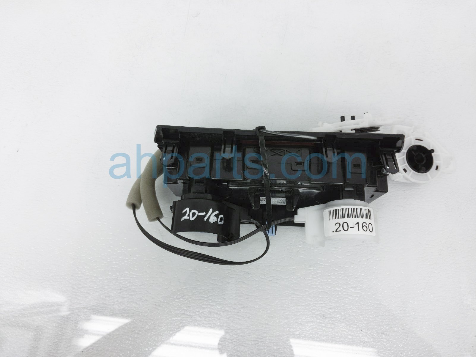 $75 Subaru HEATER/AC CONTROL(ON DASH) $75 Subaru HEATER/AC CONTROL(ON DASH)