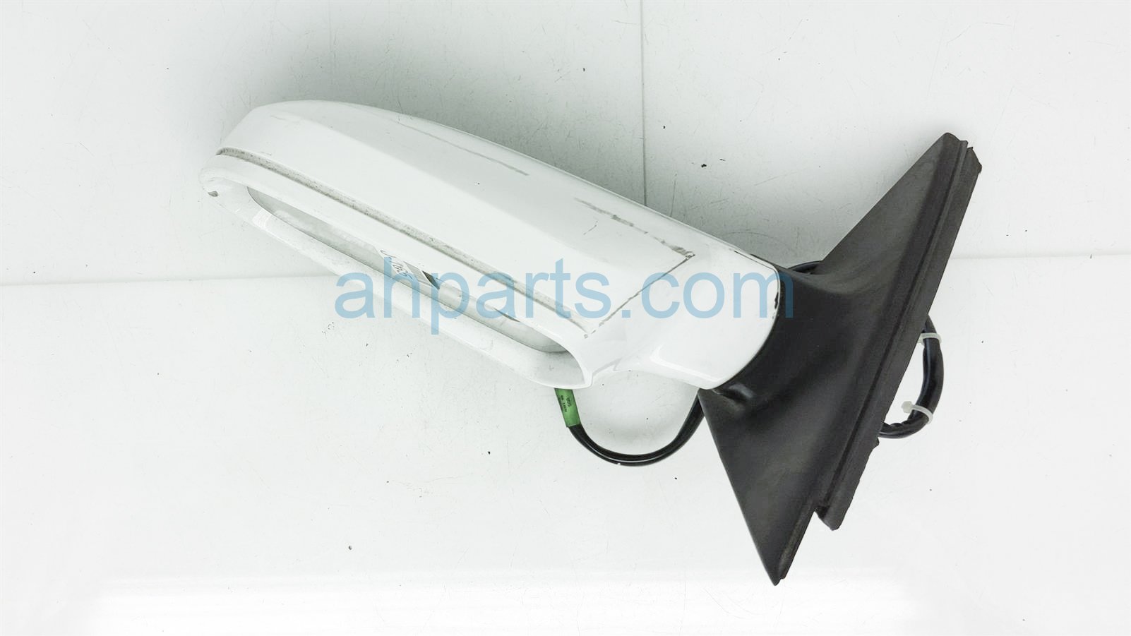 $99 Audi LH SIDE VIEW MIRROR - WHITE -SCUFFS $99 Audi LH SIDE VIEW MIRROR - WHITE -SCUFFS