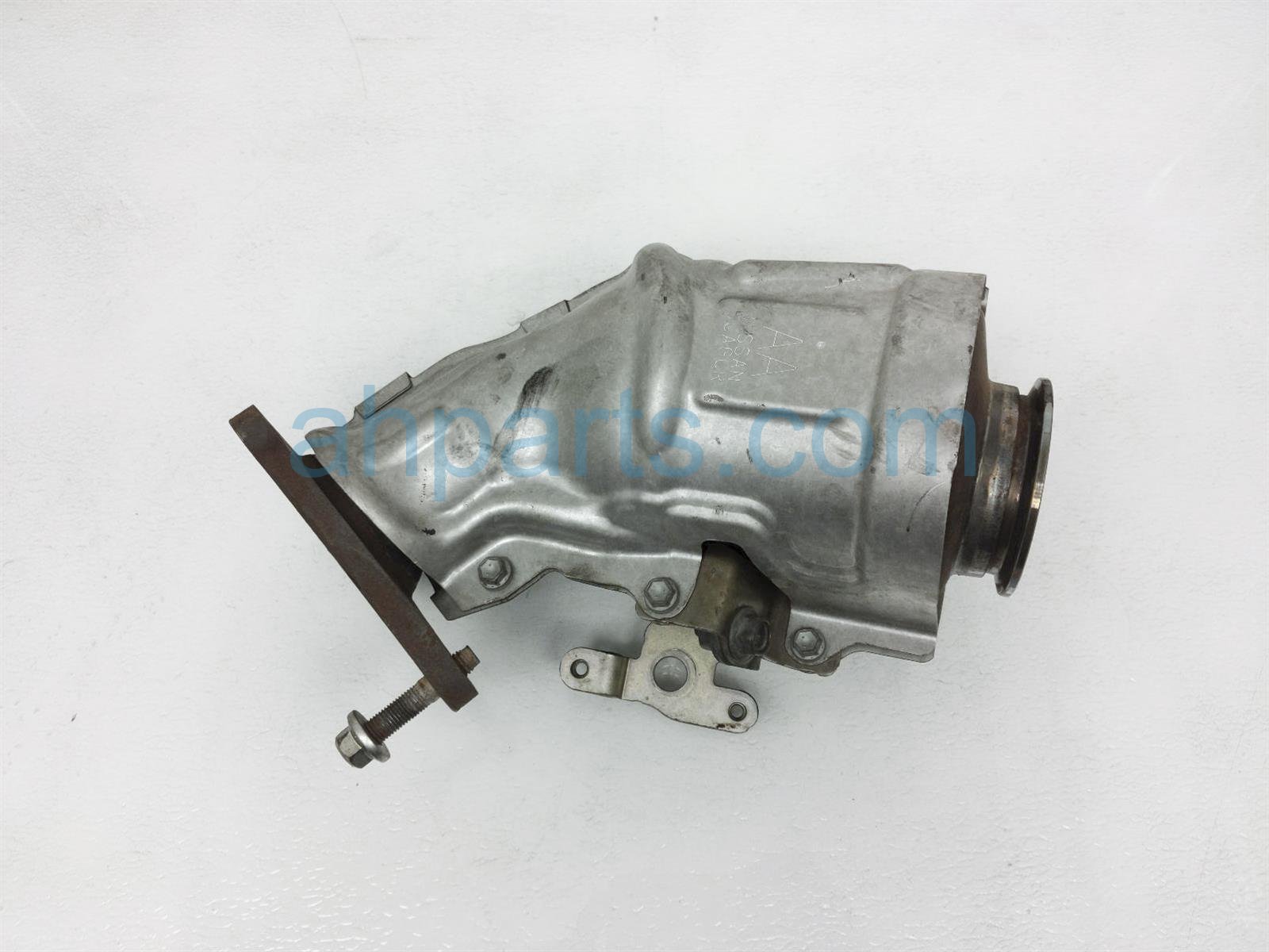 $199 Infiniti RH FORWARD CATALYTIC CONVERTER $199 Infiniti RH FORWARD CATALYTIC CONVERTER