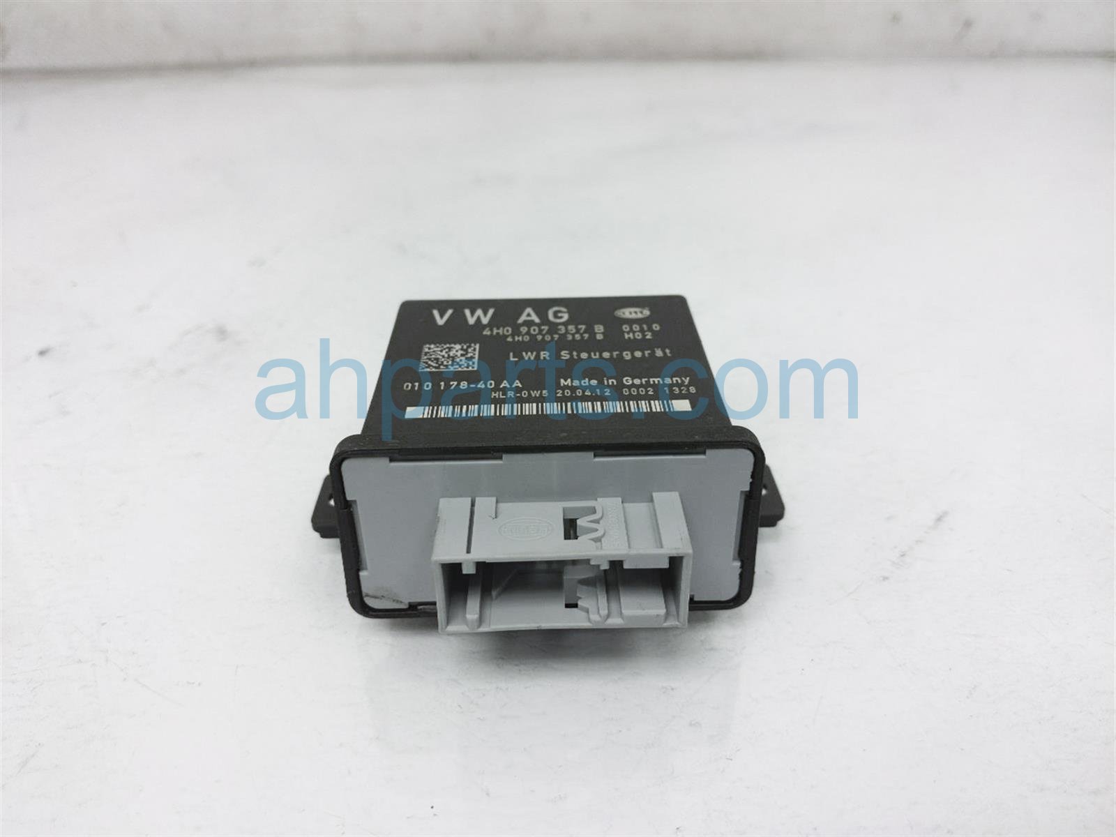 $50 Audi HEADLIGHT RANGE CONTROLER $50 Audi HEADLIGHT RANGE CONTROLER