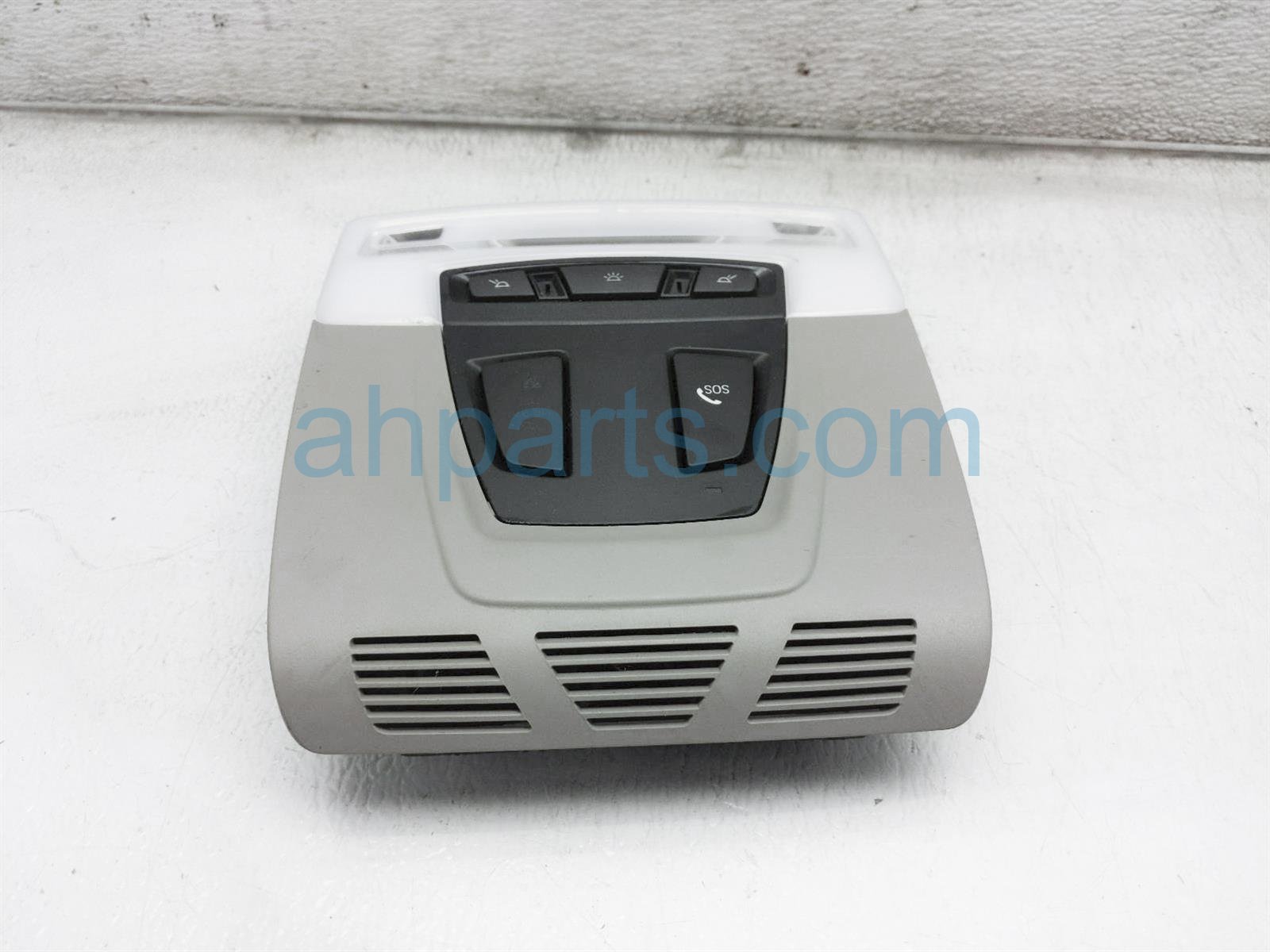 $30 BMW ROOF MOUNTED MAP LIGHT CONSOL TAN $30 BMW ROOF MOUNTED MAP LIGHT CONSOL TAN