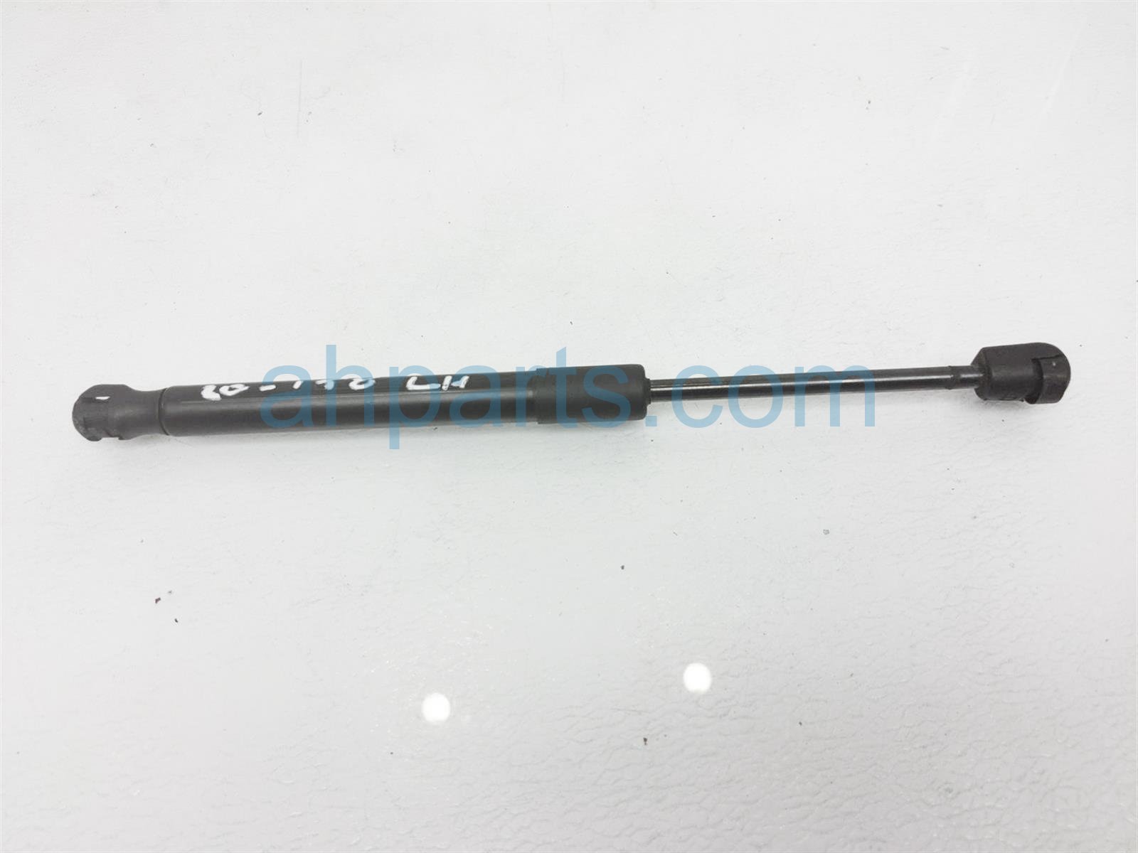 $10 Ford LH TRUNK LIFT STRUT