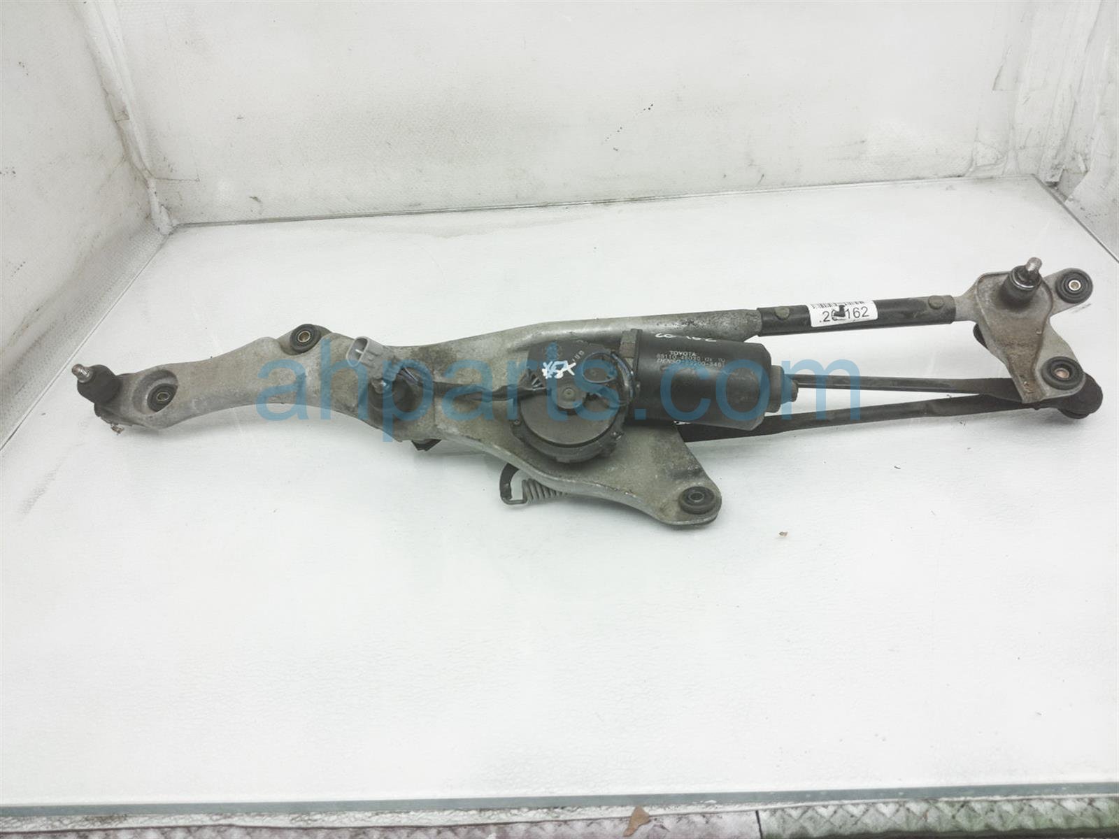 $30 Lexus WINDSHIELD WIPER MOTOR ASSY $30 Lexus WINDSHIELD WIPER MOTOR ASSY