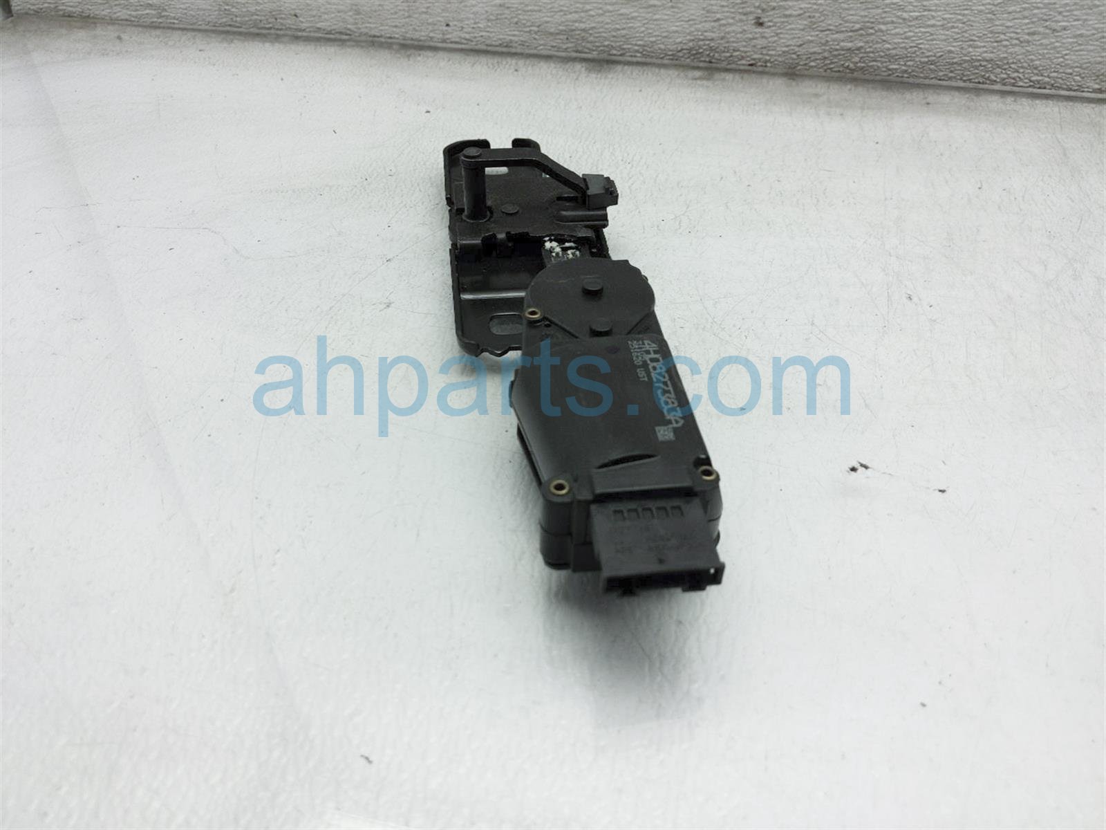 Sold 2016 Audi A7 Audi Trunk Striker Latch And Lock 4H0-827-383-A