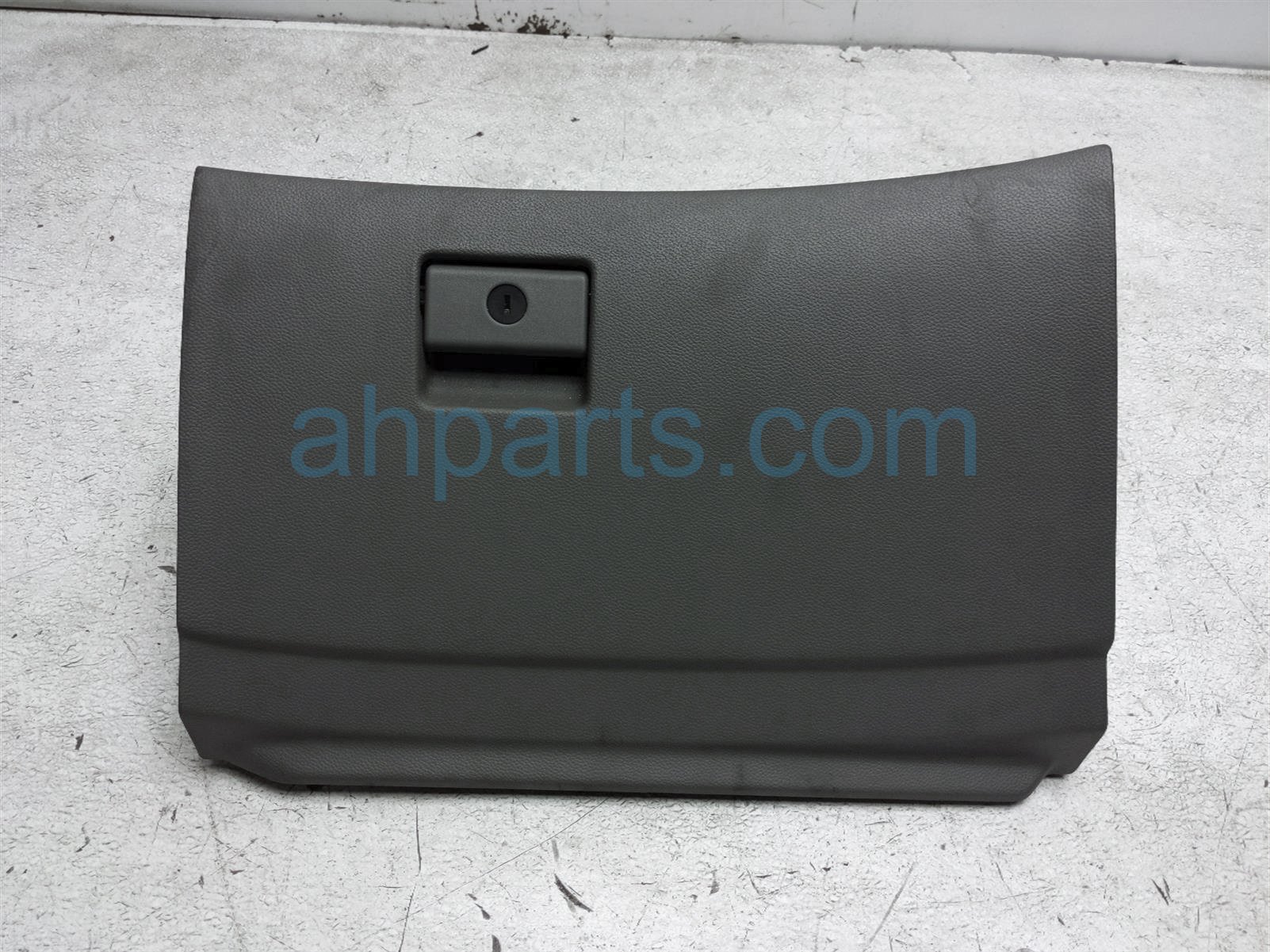 $50 Infiniti GLOVE COMPARTMENT BOX - BLACK