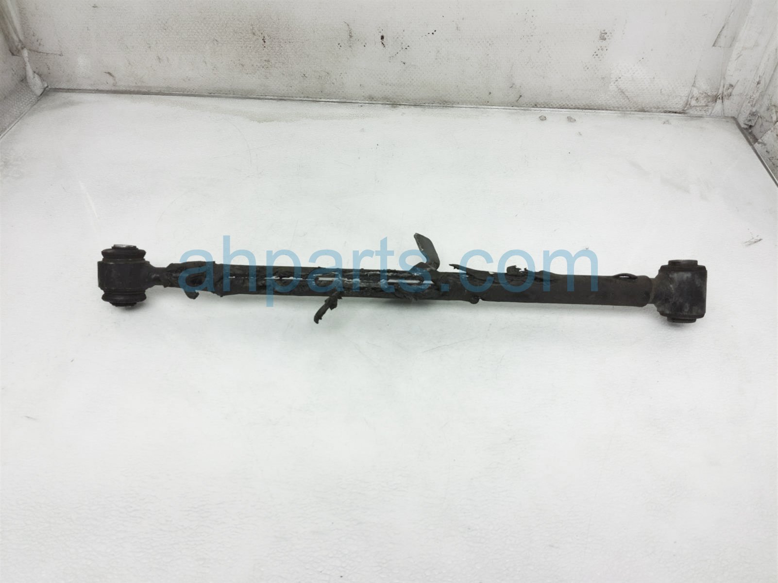 $35 Toyota RR/RH LOWER CONTROL ARM $35 Toyota RR/RH LOWER CONTROL ARM