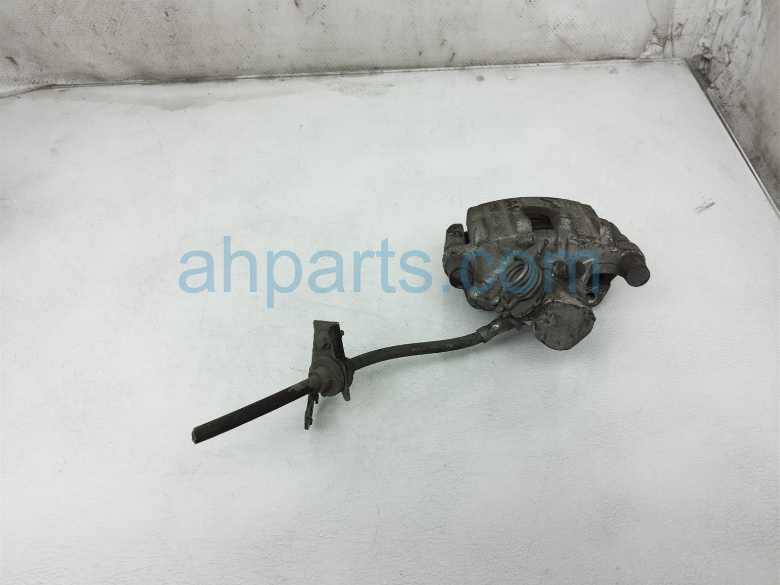 $34 Ford RR/RH BRAKE CALIPER $34 Ford RR/RH BRAKE CALIPER