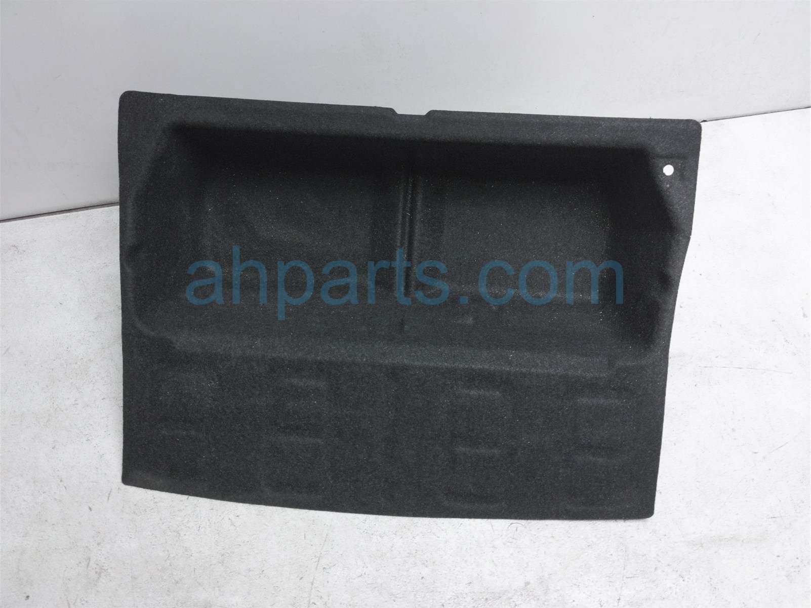 $25 BMW TRUNK STORAGE COMPARTMENT $25 BMW TRUNK STORAGE COMPARTMENT
