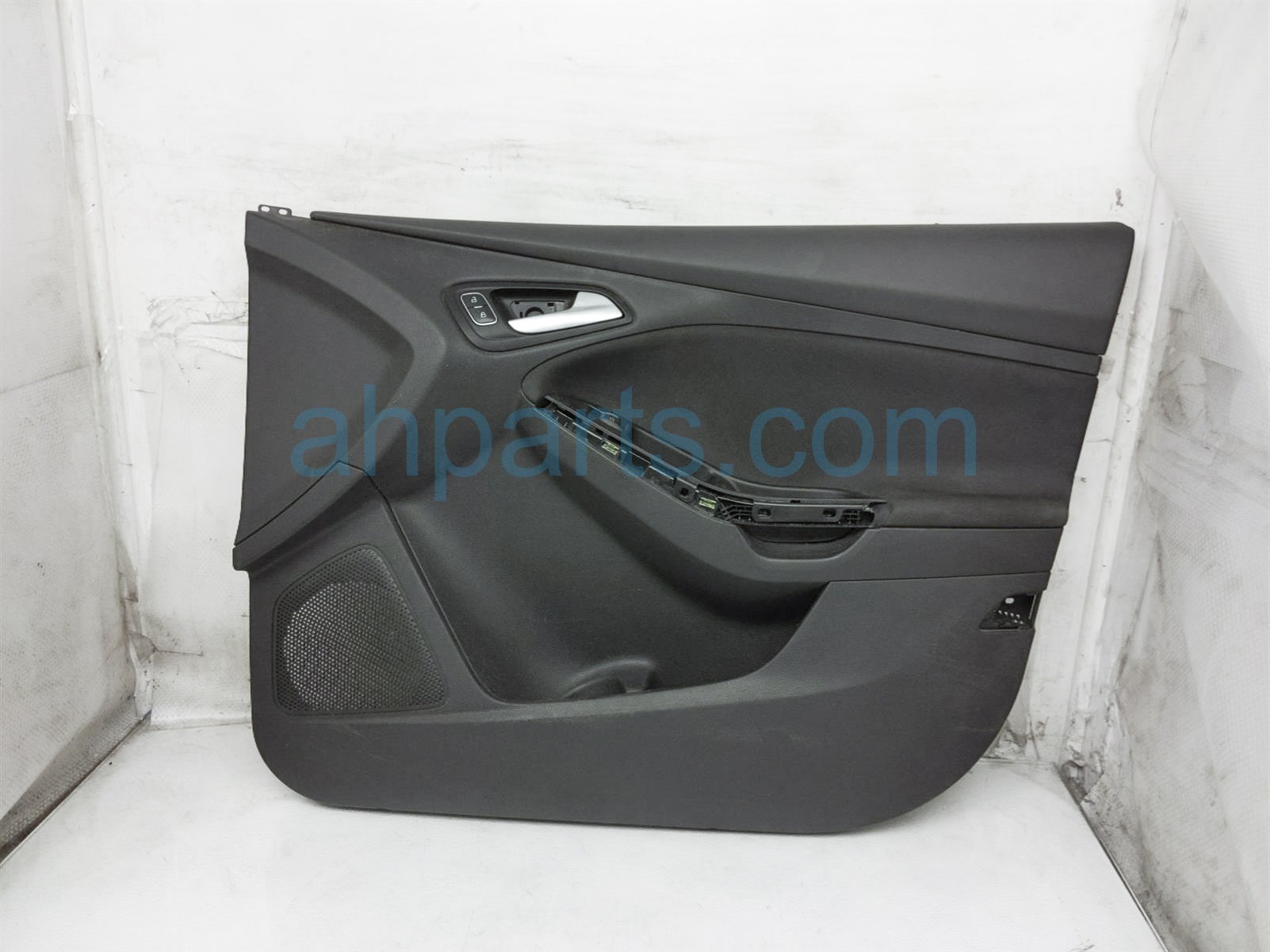 $100 Ford FR/RH INTERIOR DOOR PANEL $100 Ford FR/RH INTERIOR DOOR PANEL