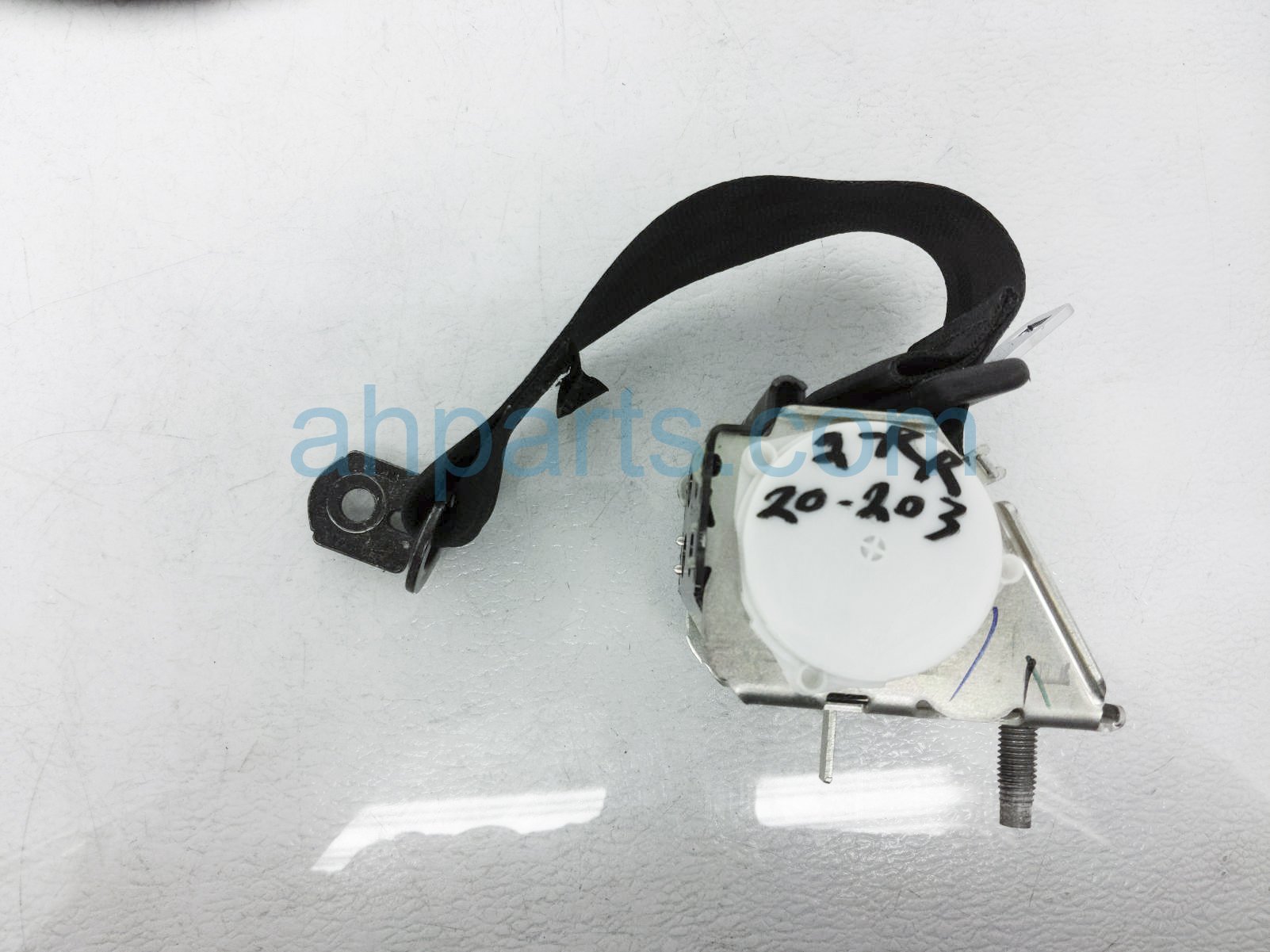 $25 Ford 2ND ROW RH SEAT BELT - BLACK HTBK $25 Ford 2ND ROW RH SEAT BELT - BLACK HTBK